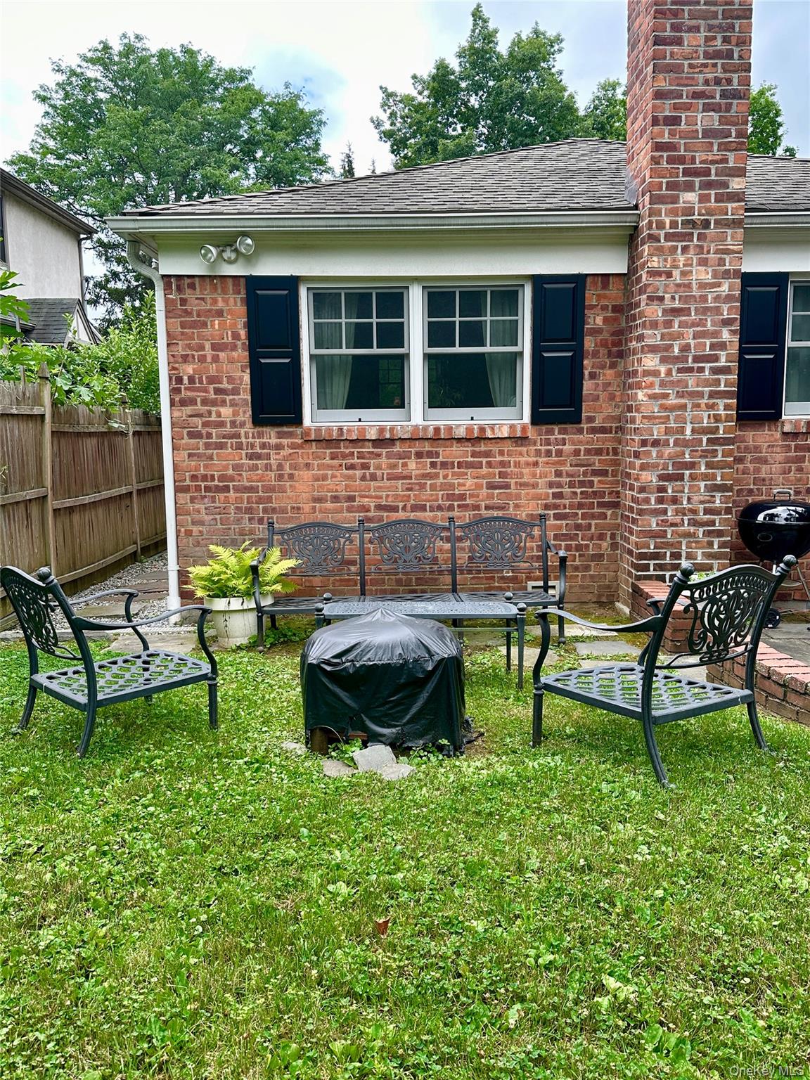 38-47 Douglaston Parkway