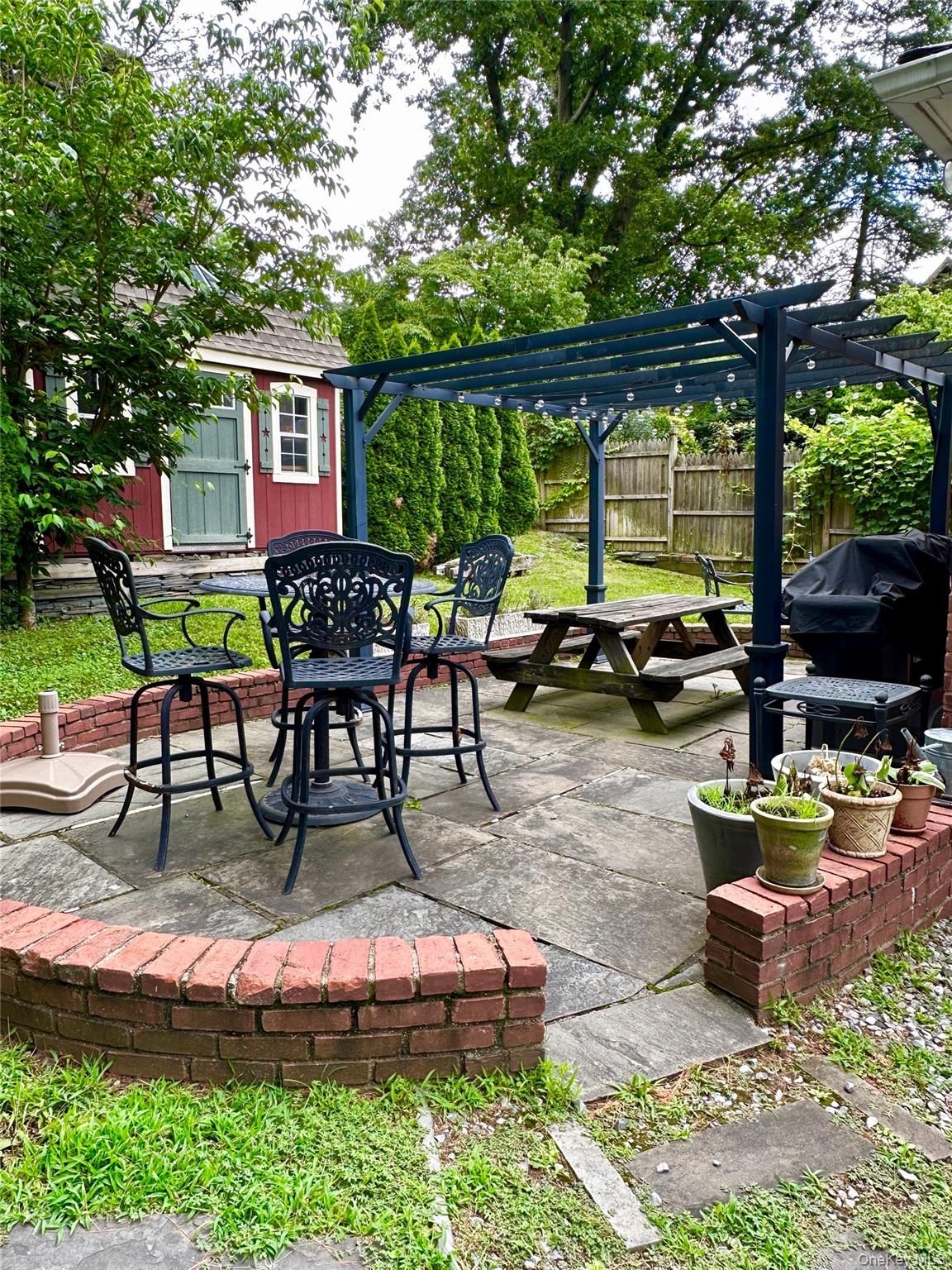 38-47 Douglaston Parkway