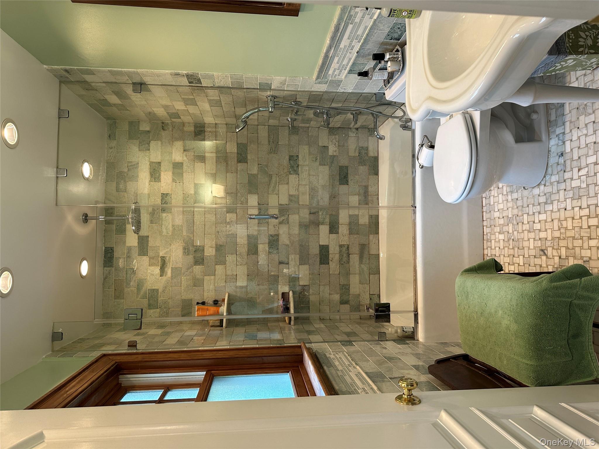 38-47 Douglaston Parkway