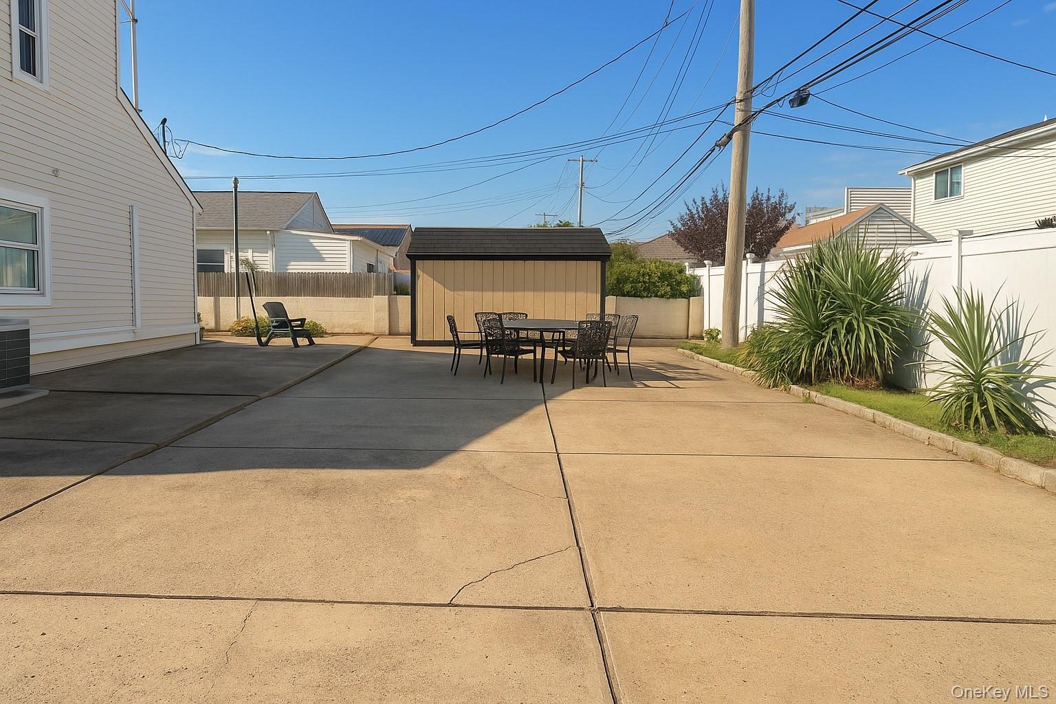 539 W Park Avenue Unit: 1