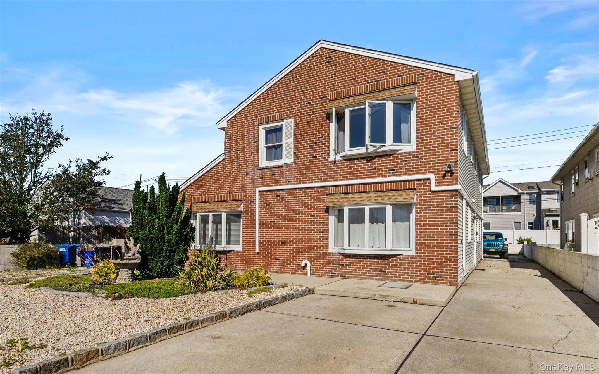 539 W Park Avenue Unit: 2