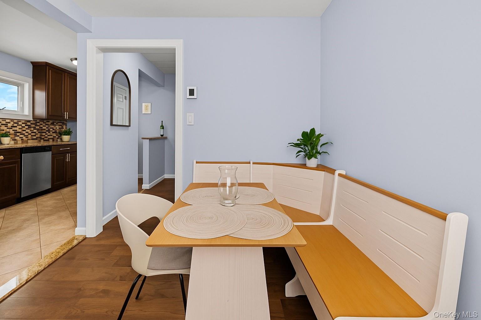 539 W Park Avenue Unit: 2