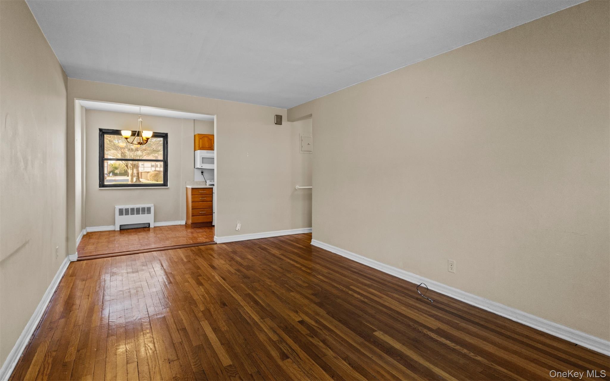 113 15th Street Unit: 1C