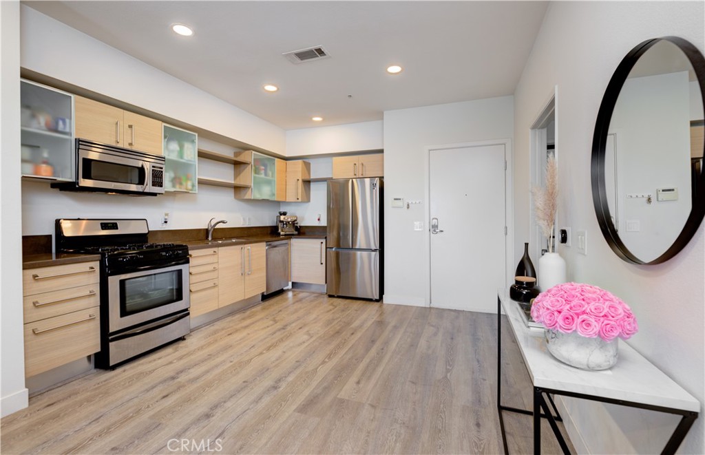 1234 Wilshire Boulevard 514