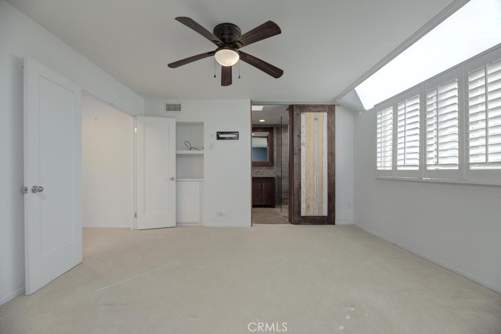 501 Herondo Street 49