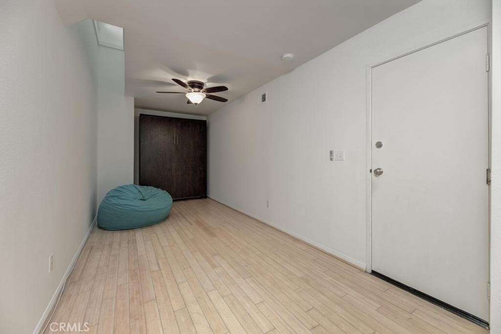 501 Herondo Street 49