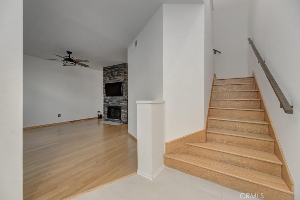 501 Herondo Street 49