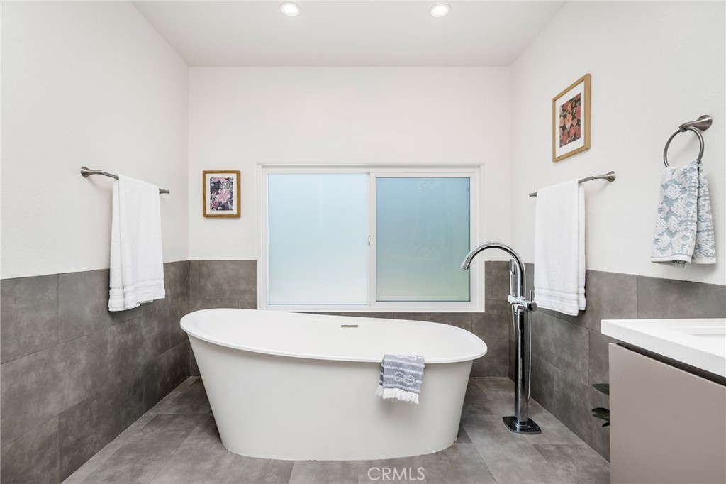 927 6th Street A