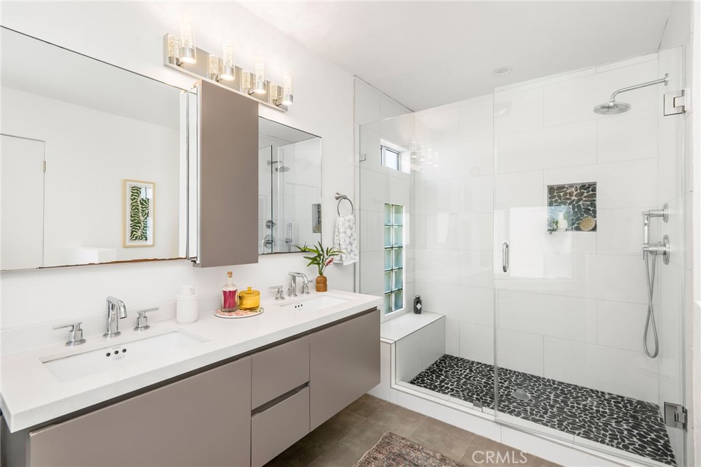 927 6th Street A