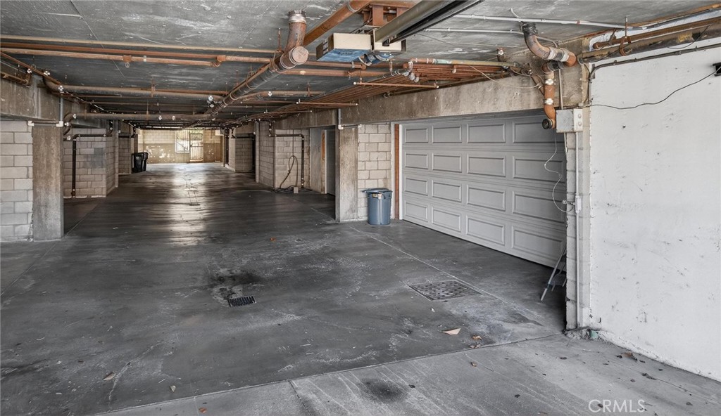 3910 W 182nd 1