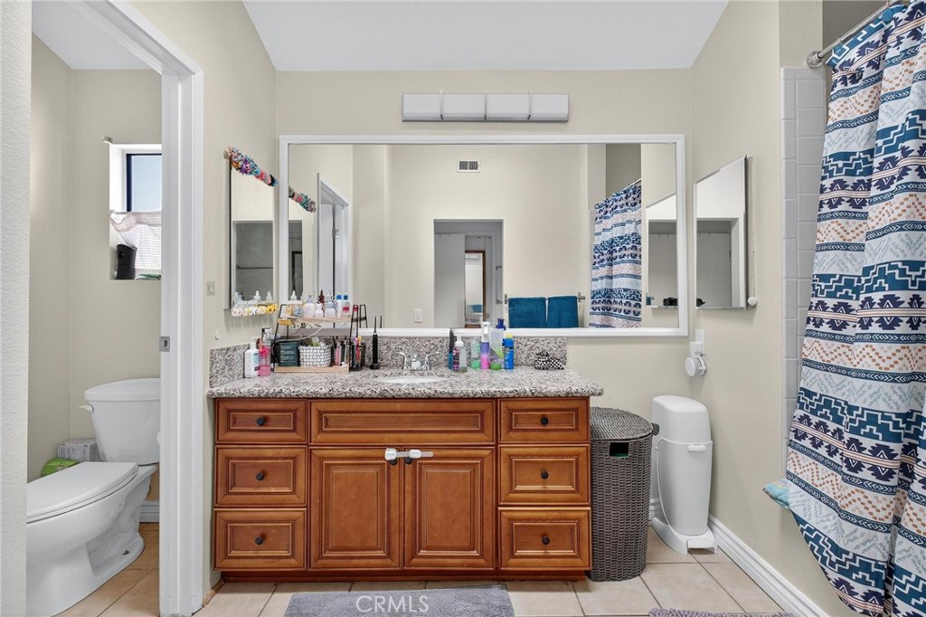 3910 W 182nd 1