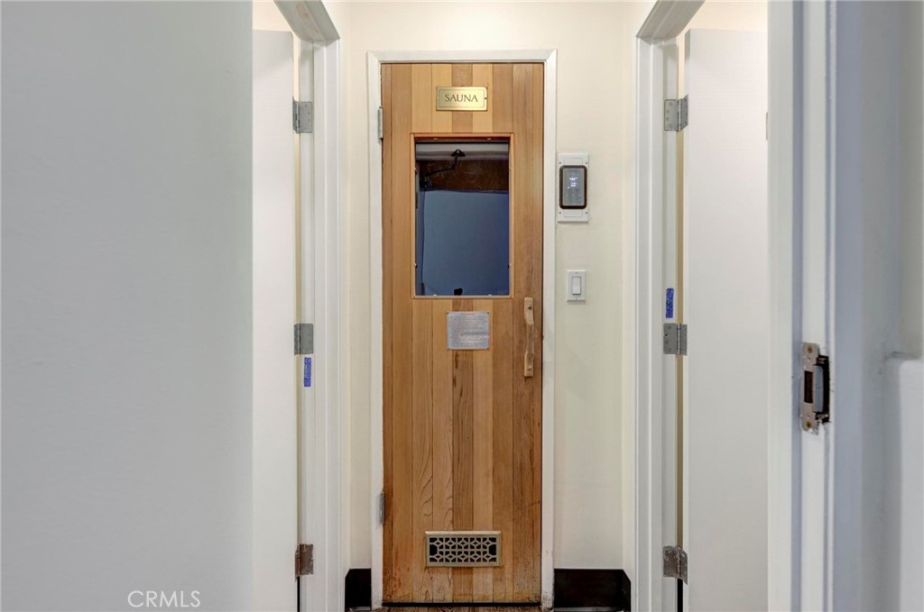 1131 Alta Loma Road 221