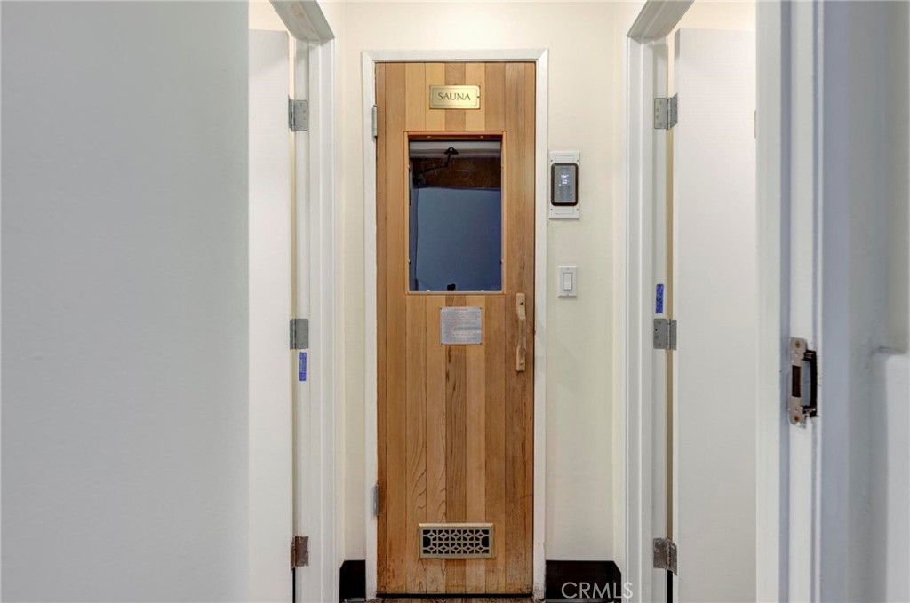 1131 Alta Loma Road 221