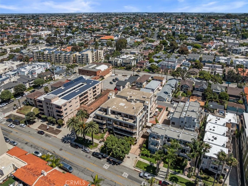 512 Esplanade 103