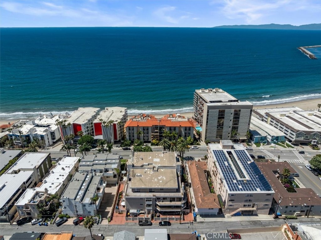 512 Esplanade 103