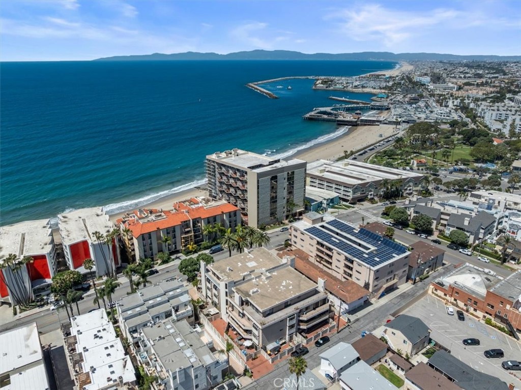 512 Esplanade 103
