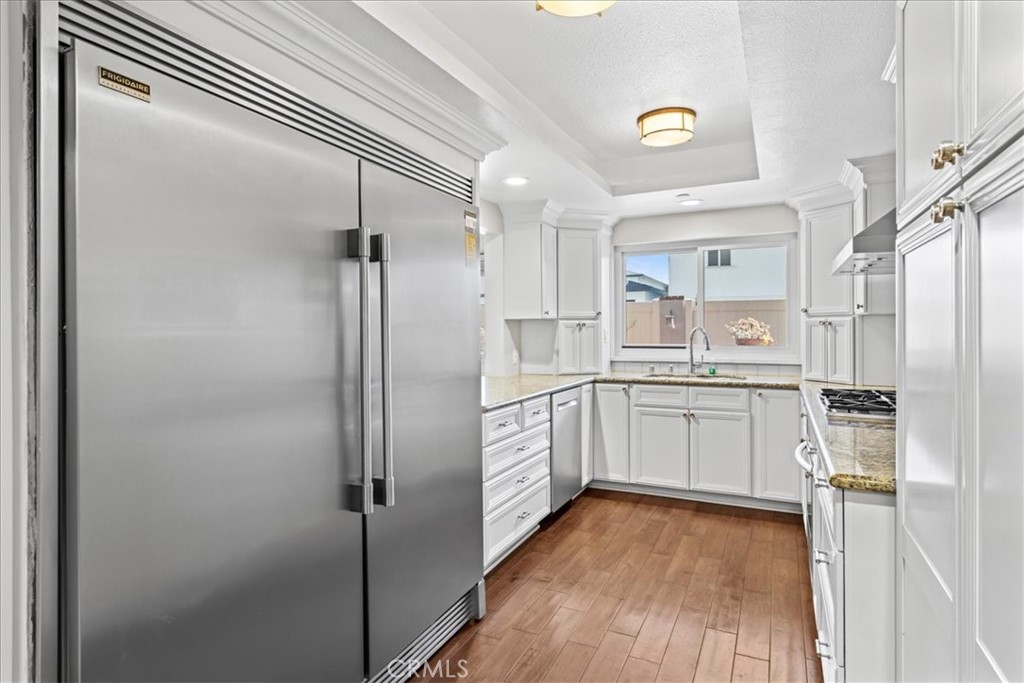 512 Esplanade 103