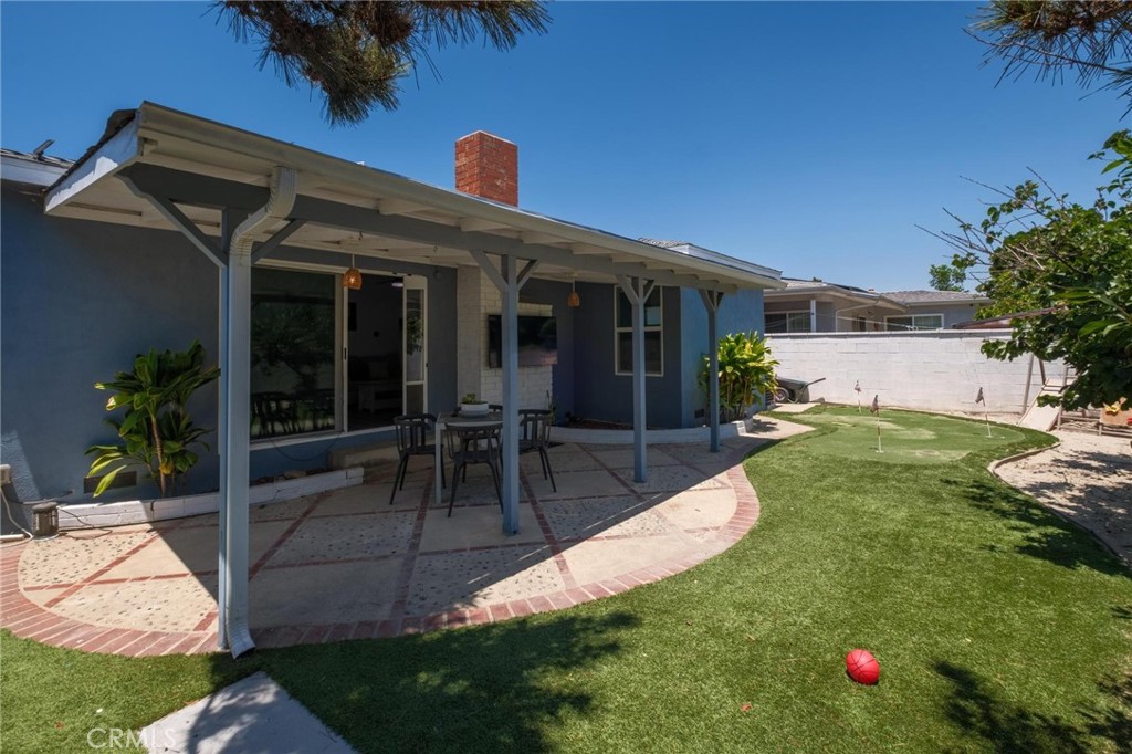 16916 S Catalina