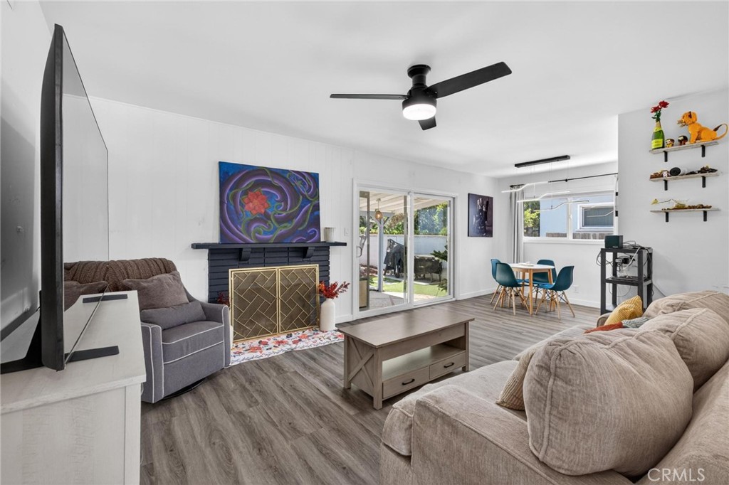 16916 S Catalina