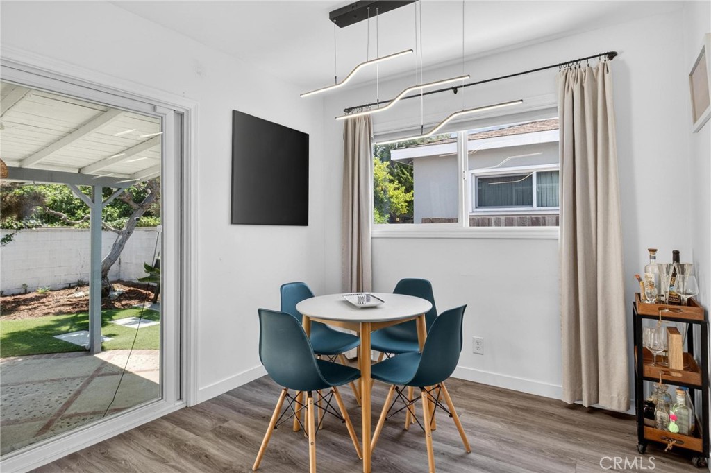 16916 S Catalina