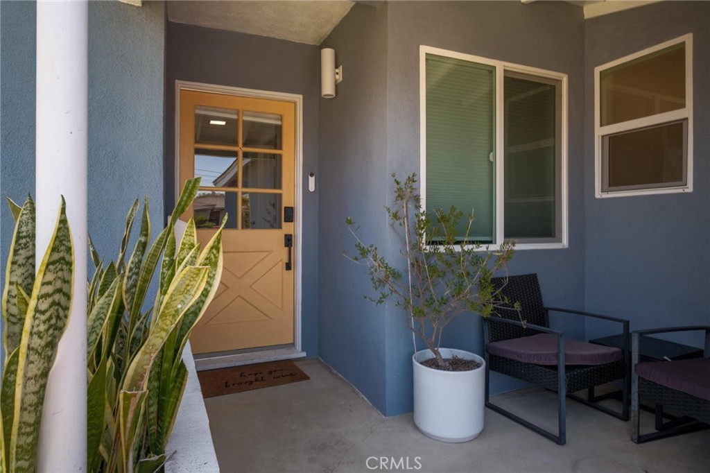 16916 S Catalina