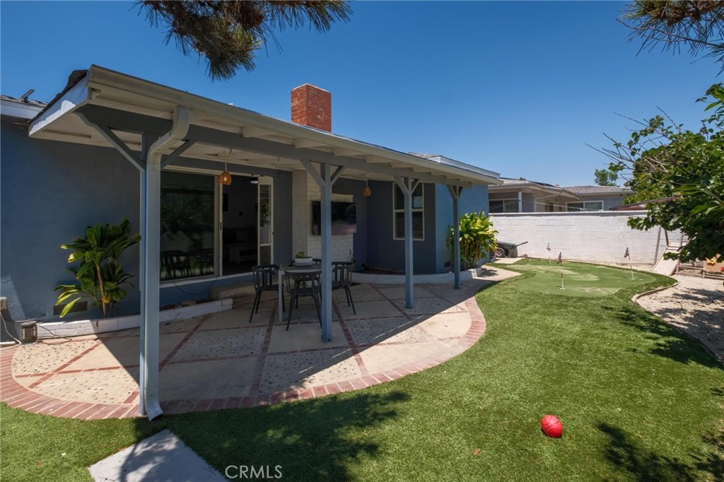 16916 S Catalina