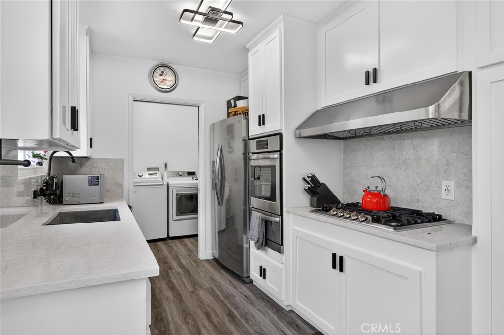 16916 S Catalina