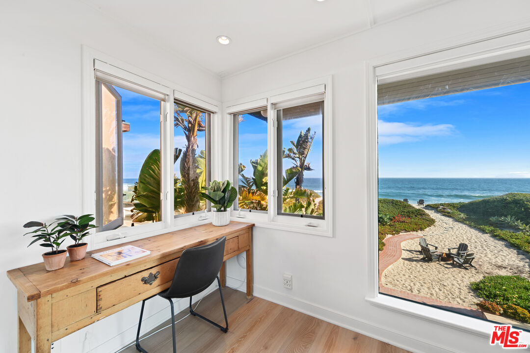 31008 Broad Beach Rd