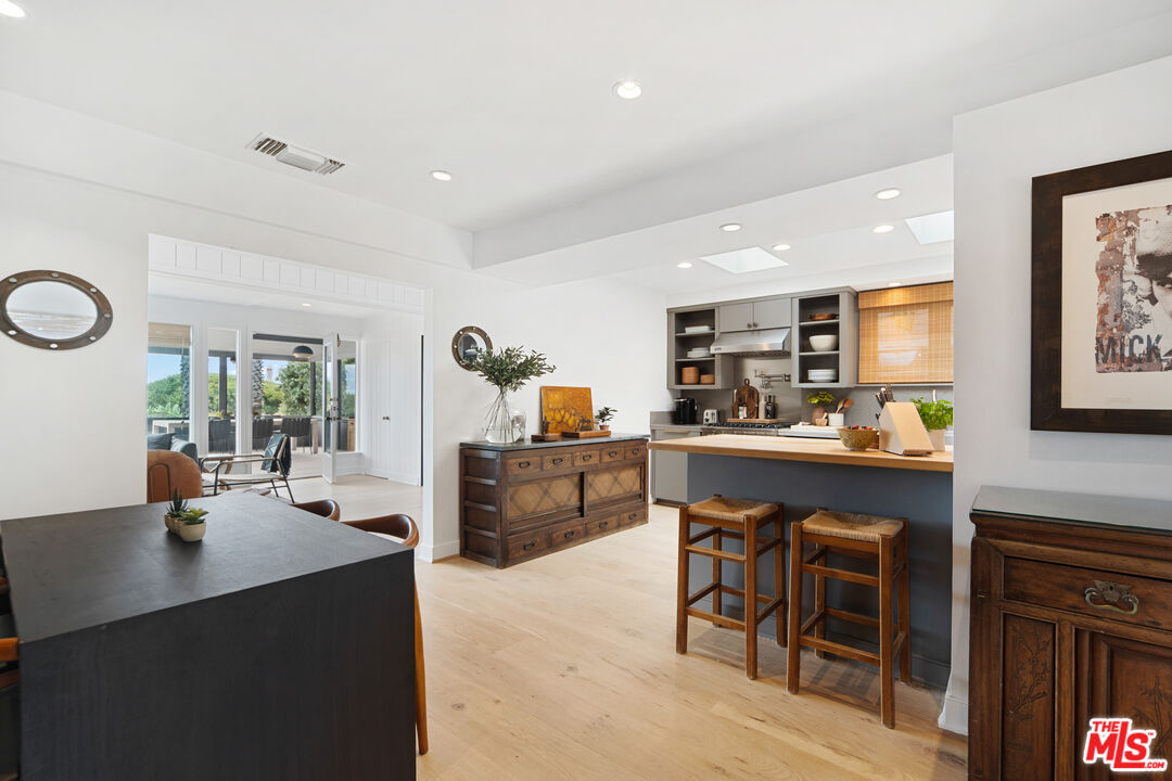 31008 Broad Beach Rd