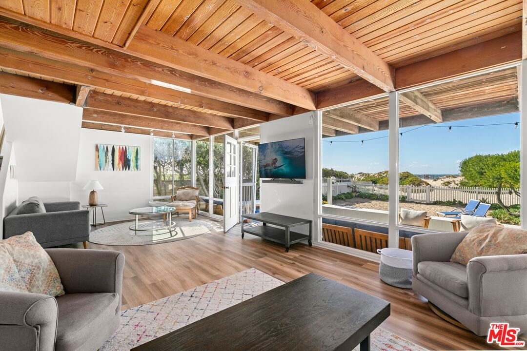 30800 Broad Beach Rd