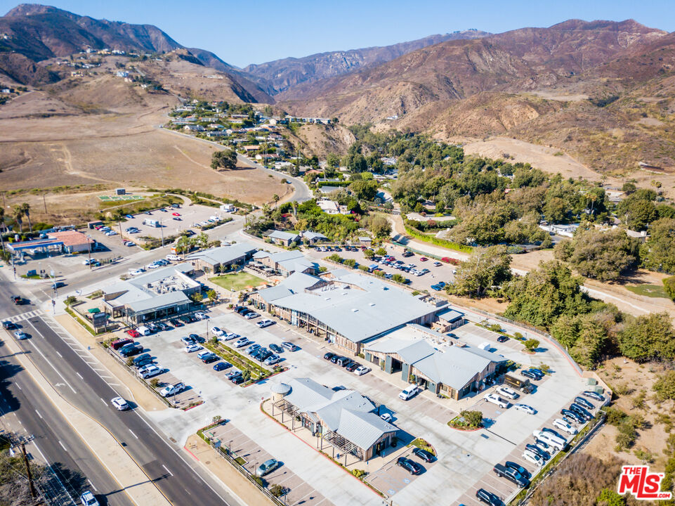 6174 Paseo Canyon Dr