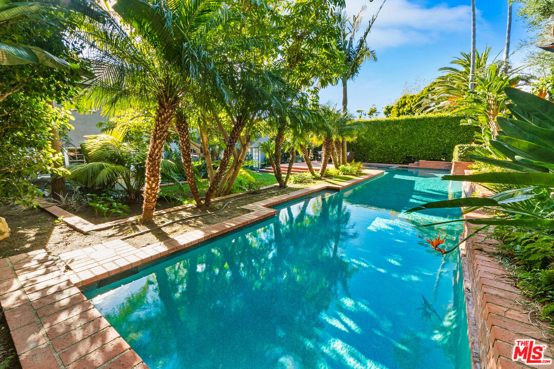 31761 Broad Beach Rd