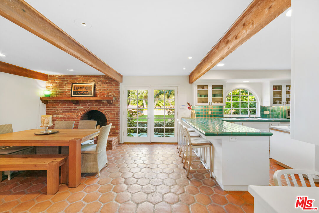 31761 Broad Beach Rd