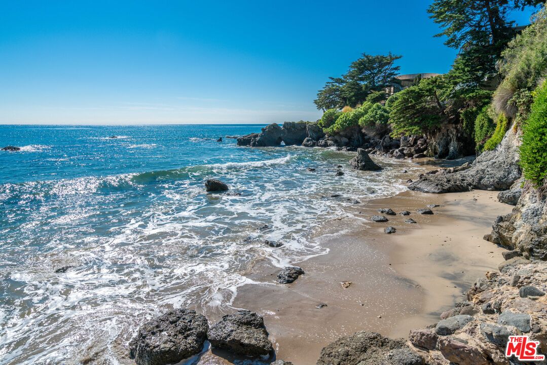 31532 Victoria Point Rd