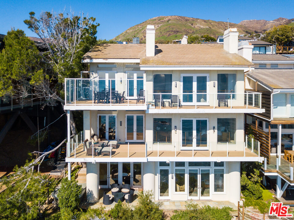31532 Victoria Point Rd
