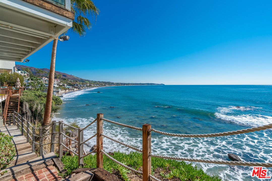 31532 Victoria Point Rd