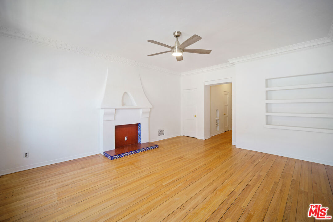 5904 W 2nd Street Unit: C