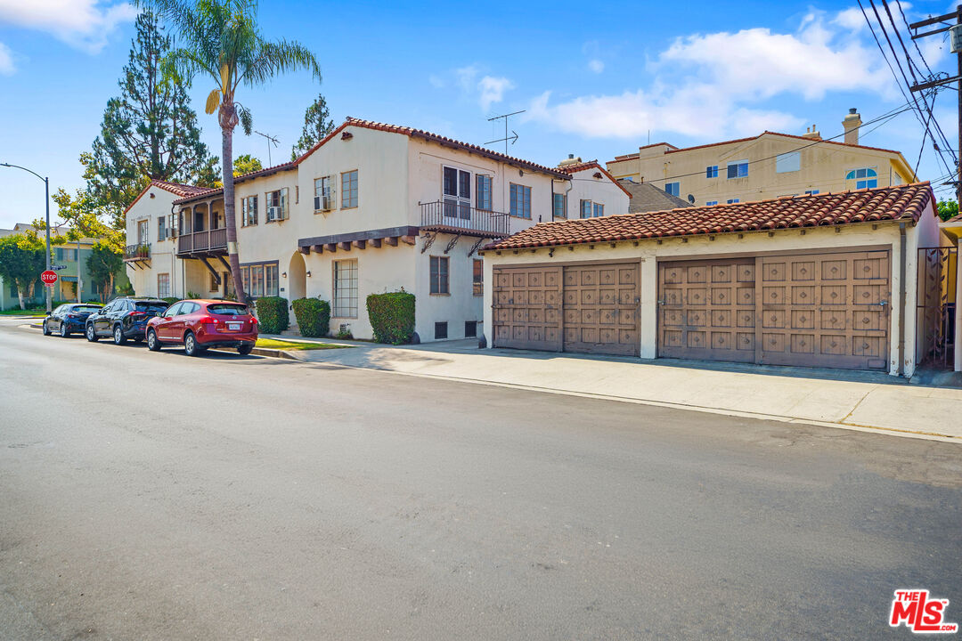 5904 W 2nd Street Unit: D