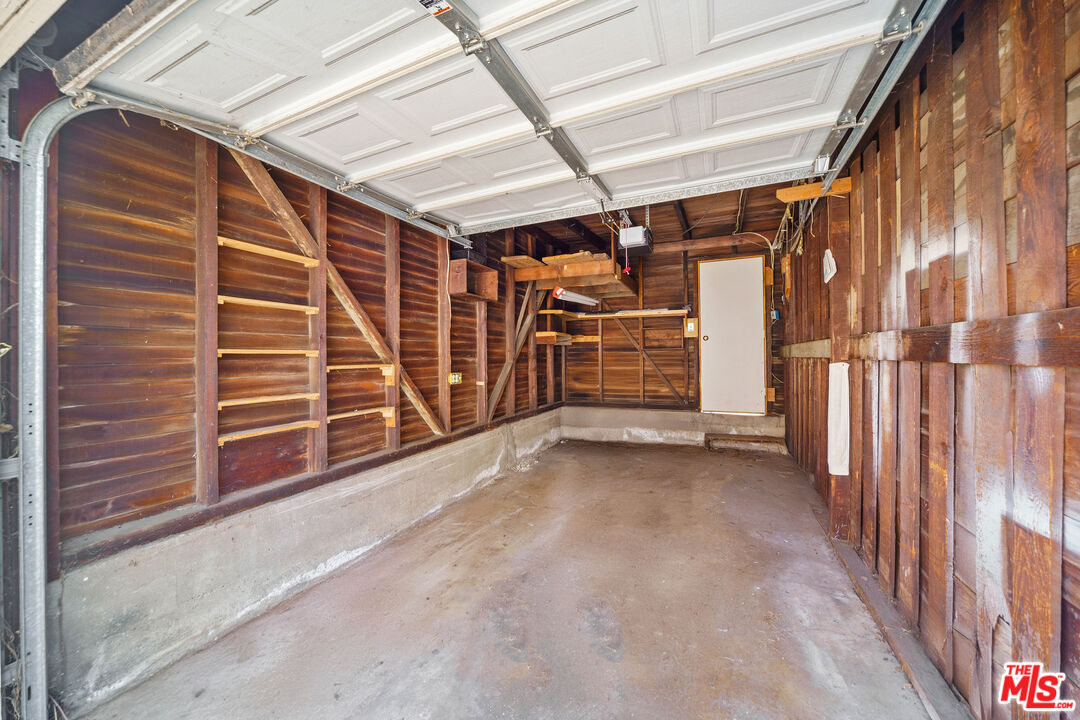 133 S Sycamore Ave Unit: 133