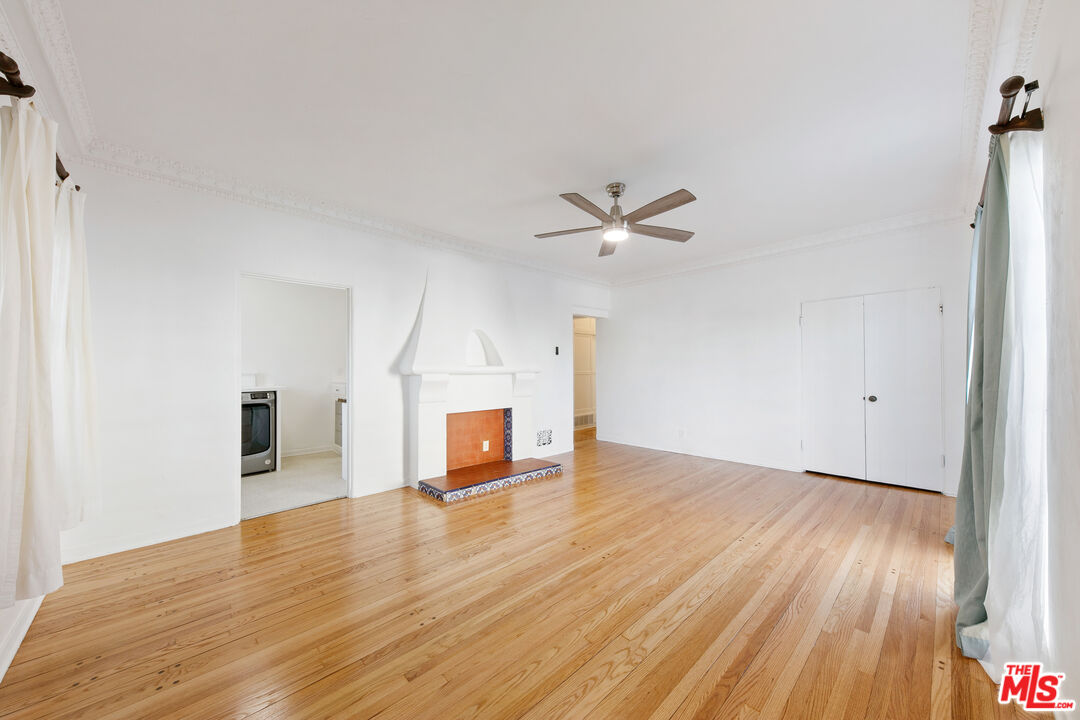 201 S Poinsettia Place Unit: A