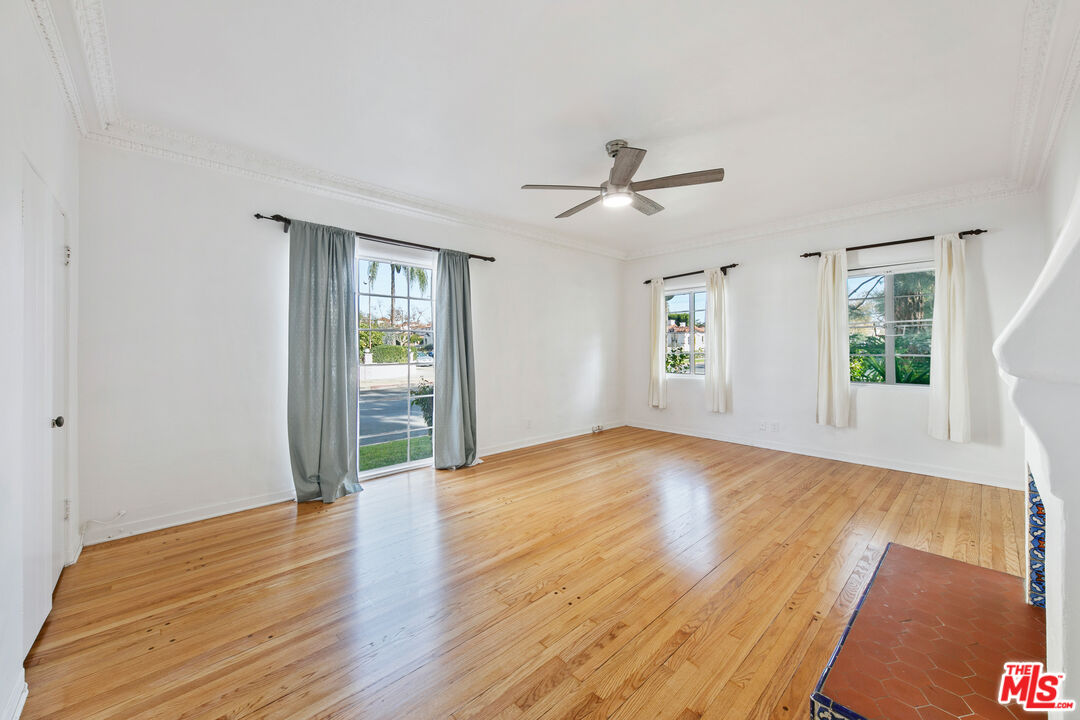 201 S Poinsettia Place Unit: A