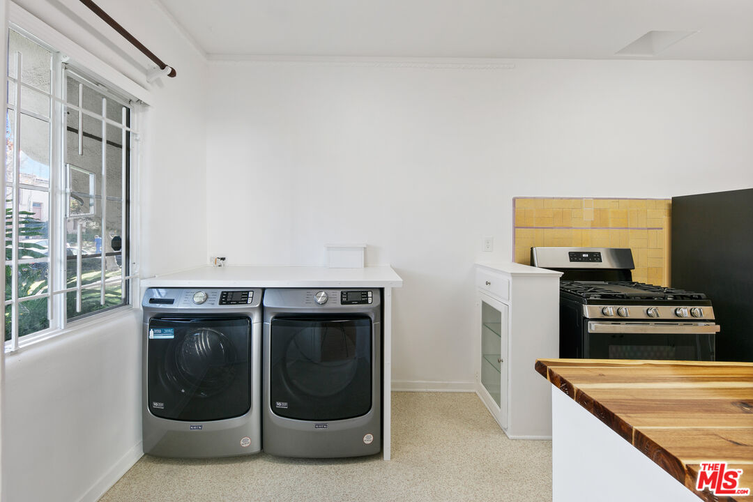 201 S Poinsettia Place Unit: A