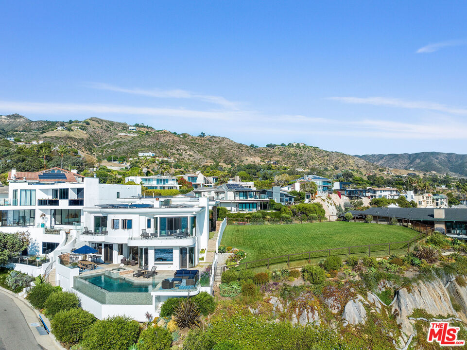 31540 Victoria Point Rd