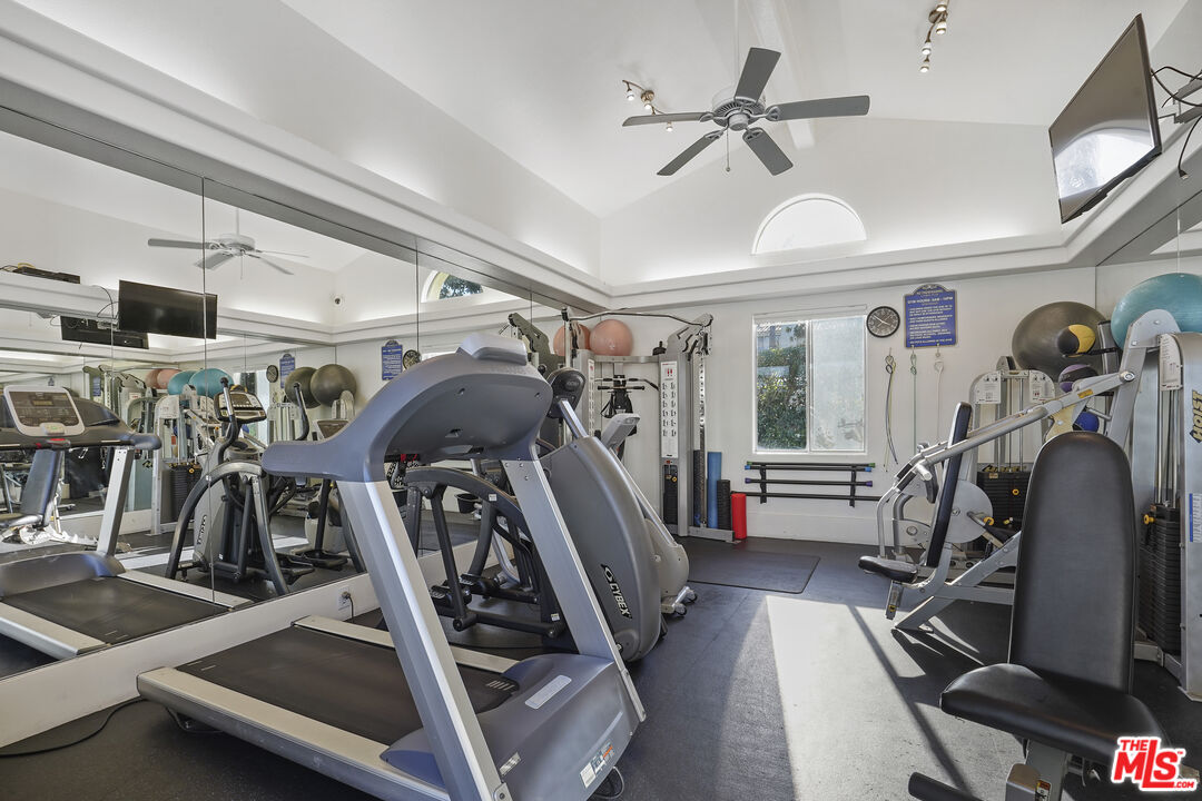 6477 Zuma View Pl Unit: 125
