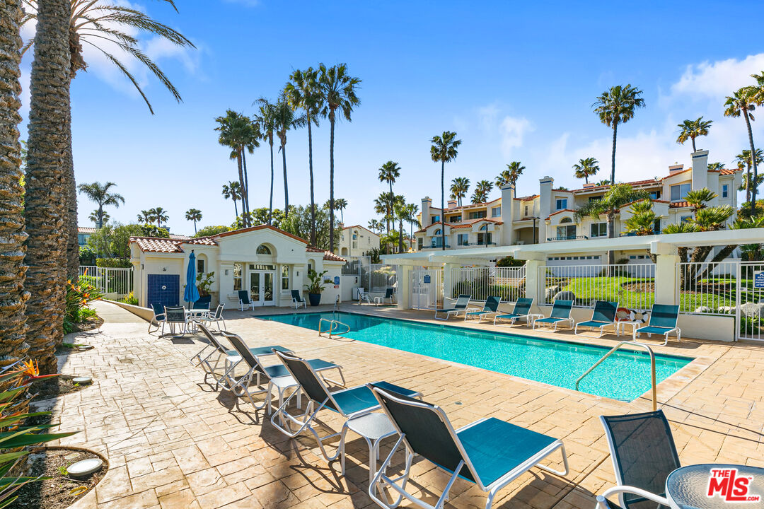 6477 Zuma View Pl Unit: 125