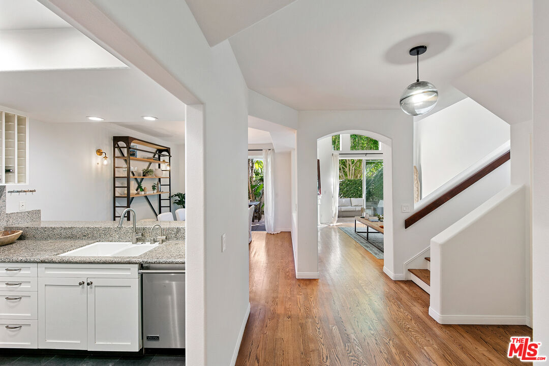 6477 Zuma View Pl Unit: 125