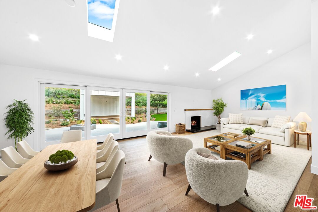 6174 Paseo Canyon Dr