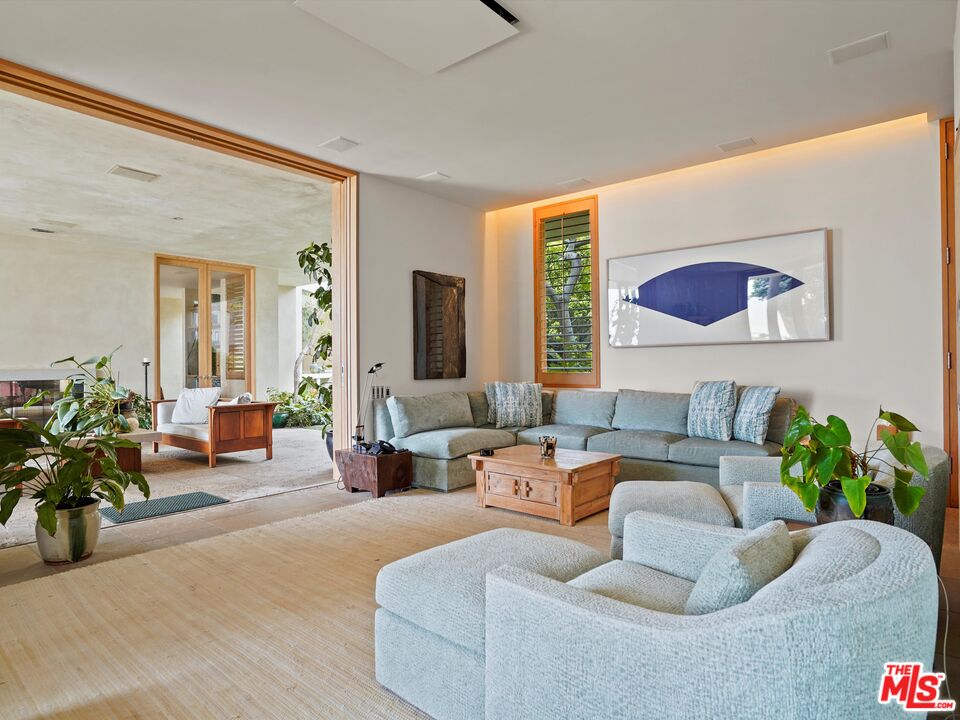 31280 Broad Beach RD