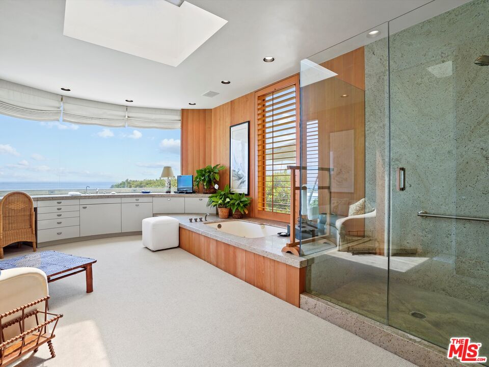 31280 Broad Beach RD