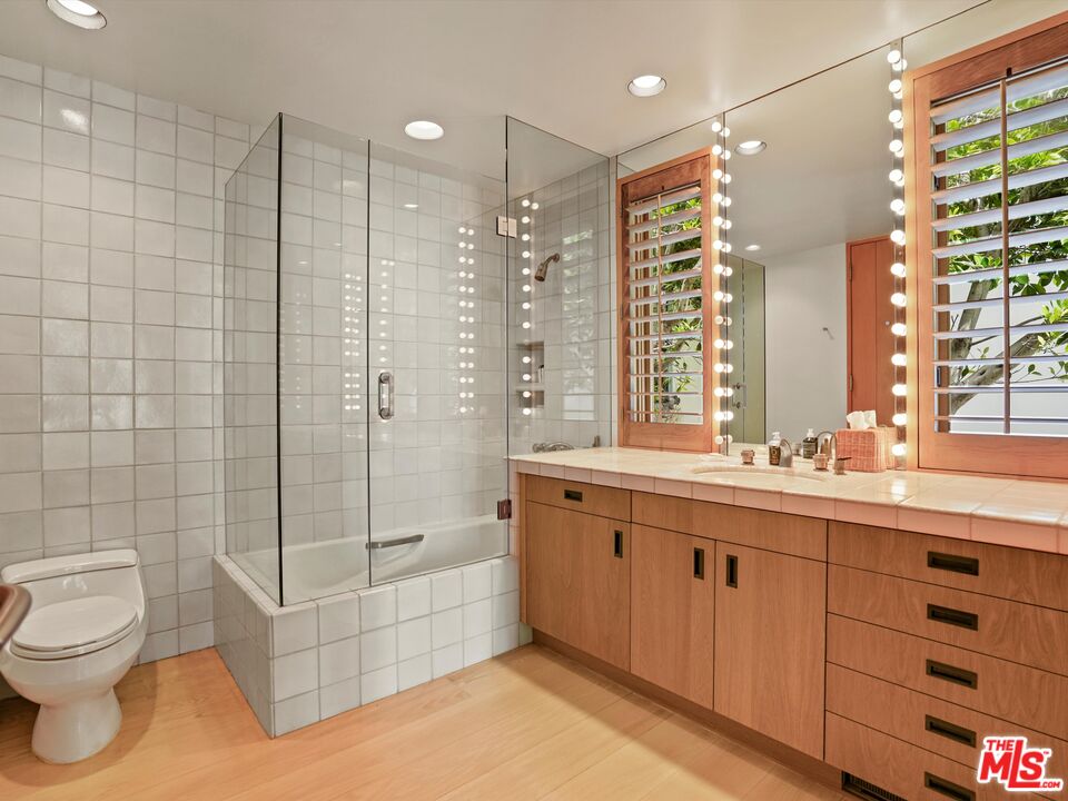 31280 Broad Beach RD